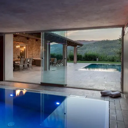 Carlotta 8, Emma Villa