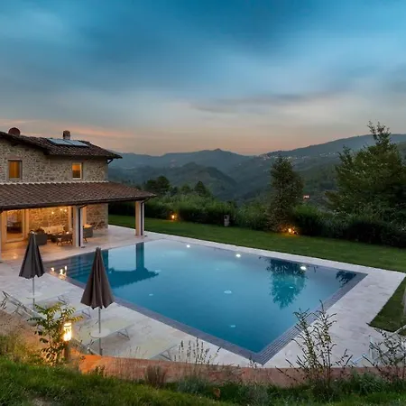 Villa Carlotta 8, Emma